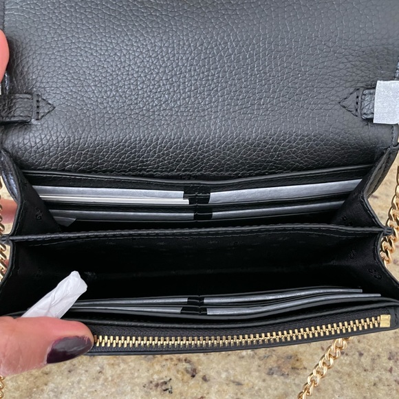 New Tory Burch crossbody/ wallet inside ๐ค - Picture 4 of 9